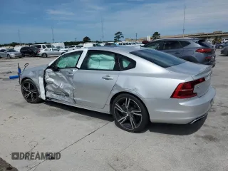 2020 Volvo S90 R-Design с VIN LVYA22MT4LP172521, выставлен на аукционе Copart как лот 54615195 с пробегом Не указан миль и Списание • Salvage title. История ставок и продаж доступна на DreamBid. Изображение 2.