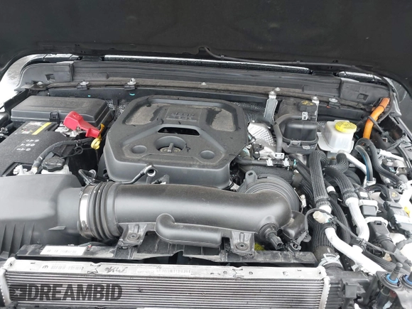 2024 Jeep Wrangler Sahara with VIN 1C4RJXP63RW148483, listed as a IAAI auction lot 41906879 with 32,509 mi miles and . Bid and sale history available at DreamBid. Image 10.