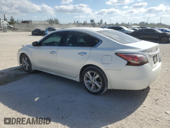 2014 Nissan Altima 2.5 SV with VIN 1N4AL3AP0EC266297, listed as a Copart auction lot 52868335 with 154,157 mi miles and Salvage Title. Bid and sale history available at carsss.com. Image 2.