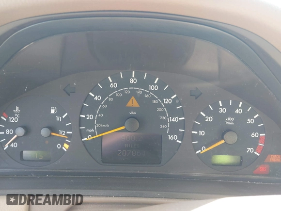 2001 Mercedes-Benz E-Class with VIN WDBJF65J11B368277, listed as a IAAI auction lot 41855716 with 207,864 mi miles. Bid and sale history available at carsss.com. Image 7.