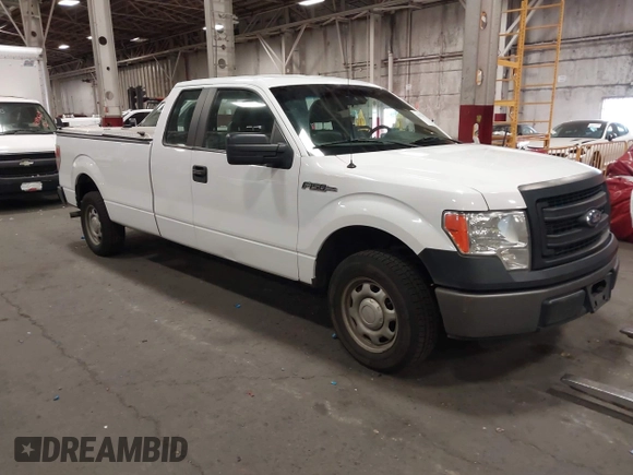2014 Ford F-150 XL z VIN 1FTFX1CF5EKG53334, wystawiony jako IAAI lot #42278412 z przebiegiem 172 450 mil mil oraz . Historia ofert i sprzedaży dostępna na DreamBid. Obrazek 1.