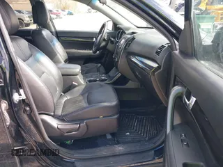 2013 Kia Sorento EX with VIN 5XYKU3A66DG331196, listed as a IAAI auction lot 41714474 with 139,250 mi miles and . Bid and sale history available at DreamBid. Image 5.