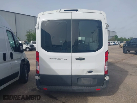 2018 Ford Transit Passenger XL z VIN 1FMZK1CM1JKA17249, wystawiony jako IAAI lot #42143530 z przebiegiem 218 425 mil mil oraz . Historia ofert i sprzedaży dostępna na DreamBid. Obrazek 16.