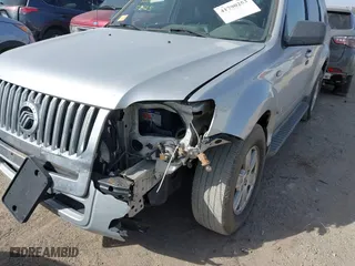 2008 Mercury Mariner with VIN 4M2CU81188KJ08352, listed as a IAAI auction lot 41790253 with 133,189 mi miles. Bid and sale history available at carsss.com. Image 12.