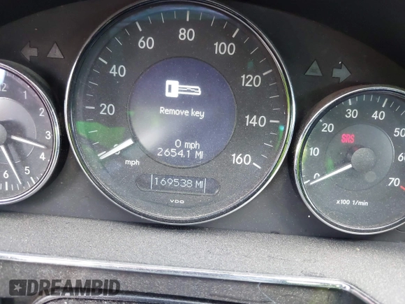 2006 Mercedes-Benz CLS 500 with VIN WDDDJ75XX6A017958, listed as a IAAI auction lot 42255953 with 169,538 mi miles and . Bid and sale history available at DreamBid. Image 7.