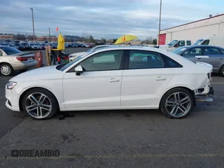 2020 Audi A3 Premium z VIN WAUAUGFF8LA104292, wystawiony jako IAAI lot #37879554 z przebiegiem 28 202 mil mil oraz . Historia ofert i sprzedaży dostępna na DreamBid. Obrazek 15.