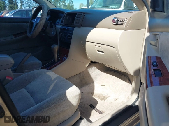 2004 Toyota Corolla CE with VIN 1NXBR32E24Z288154, listed as a IAAI auction lot 42073969 with 226,820 mi miles. Bid and sale history available at carsss.com. Image 5.