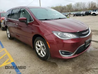 2017 Chrysler Pacifica Touring L with VIN 2C4RC1BG4HR844767, listed as a Copart auction lot 52745525 with 98,412 mi miles and Salvage Title. Bid and sale history available at DreamBid. Image 4.