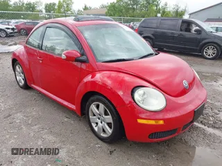 2007 Volkswagen Beetle z VIN 3VWRW31C47M517385, wystawiony jako IAAI lot #42270595 z przebiegiem 136 227 mil mil oraz . Historia ofert i sprzedaży dostępna na DreamBid. Obrazek 1.