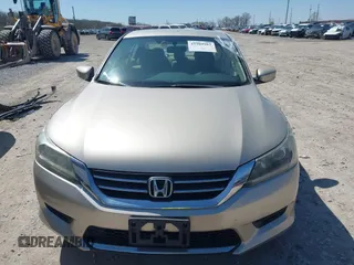 2014 Honda Accord Sedan LX with VIN 1HGCR2F33EA173708, listed as a IAAI auction lot 41989982 with 122,647 mi miles. Bid and sale history available at carsss.com. Image 13.