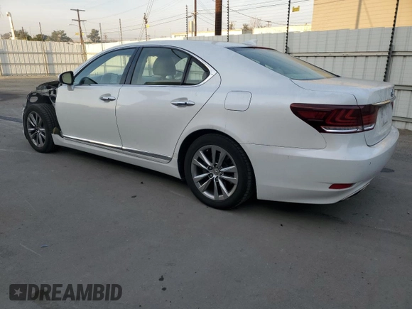 2015 Lexus LS 460 with VIN JTHBL5EF1F5133080, listed as a Copart auction lot 86340264 with 84,729 mi miles and Salvage title. Bid and sale history available at DreamBid. Image 2.