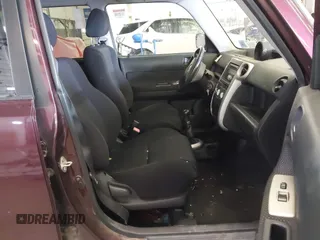 2006 Scion xB z VIN JTLKT334364030907, wystawiony jako IAAI lot #41909911 z przebiegiem 163 105 mil mil oraz . Historia ofert i sprzedaży dostępna na DreamBid. Obrazek 5.
