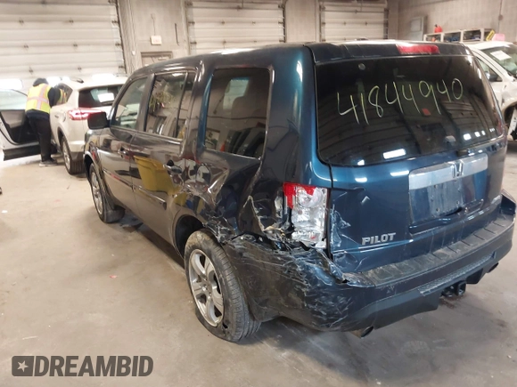2012 Honda Pilot EX-L with VIN 5FNYF4H69CB034333, listed as a IAAI auction lot 41844940 with 149,639 mi miles. Bid and sale history available at carsss.com. Image 3.
