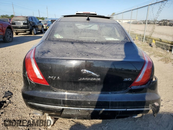 2019 Jaguar XJ Portfolio with VIN SAJWA2G7XK8W19345, listed as a Copart auction lot 72649384 with Not Provided miles and Salvage Title. Bid and sale history available at DreamBid. Image 6.