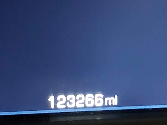 2015 Chevrolet Silverado 1500 LTZ with VIN 3GCUKSEJ0FG365663, listed as a IAAI auction lot 41553902 with 123,266 mi miles. Bid and sale history available at carsss.com. Image 16.