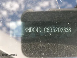 2024 Kia EV6 GT-Line with VIN KNDC4DLC6R5202338, listed as a Copart auction lot 77360204 with 8,185 mi miles and Salvage Title. Bid and sale history available at carsss.com. Image 16.