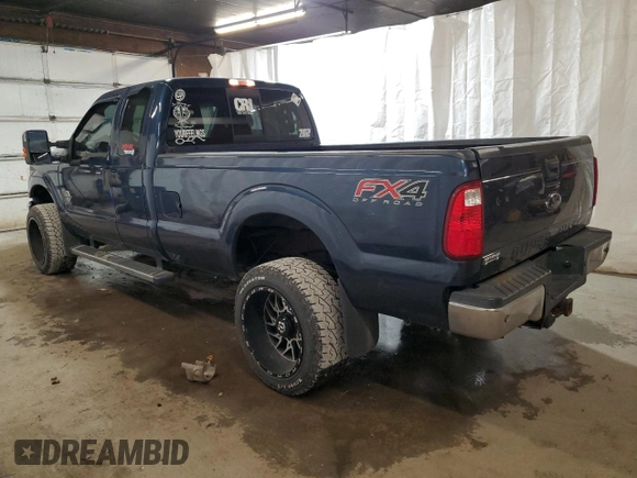 2014 Ford F-250 XLT with VIN 1FT7X2BT4EEA30982, listed as a Copart auction lot 77972454 with 261,755 mi miles and Salvage title. Bid and sale history available at DreamBid. Image 2.