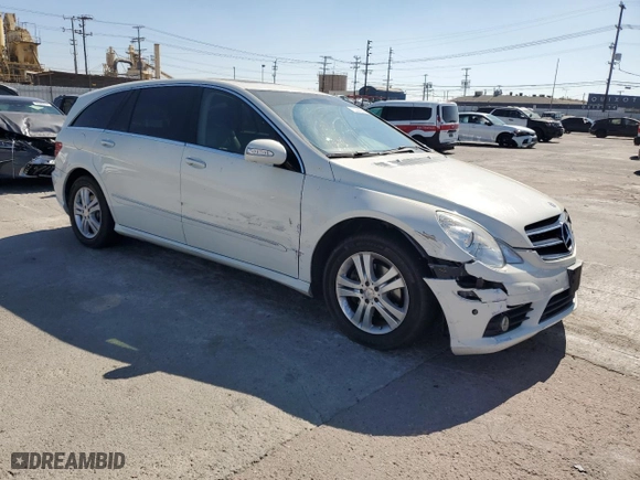 2008 Mercedes-Benz R-Class 3.5L with VIN 4JGCB56EX8A067438, listed as a Copart auction lot 73236264 with 106,118 mi miles and Salvage Title. Bid and sale history available at carsss.com. Image 4.