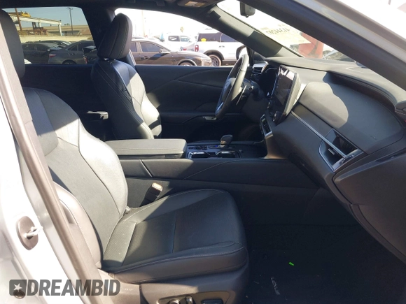 2024 Lexus RX 350h z VIN 2T2BBMCAXRC036064, wystawiony jako IAAI lot #41344207 z przebiegiem 9389 mil mil oraz . Historia ofert i sprzedaży dostępna na DreamBid. Obrazek 5.