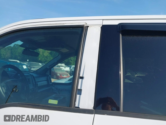 2019 Ford F-250 XL z VIN 1FT7W2BT4KEE35979, wystawiony jako IAAI lot #42140207 z przebiegiem 87 519 mil mil oraz . Historia ofert i sprzedaży dostępna na DreamBid. Obrazek 20.