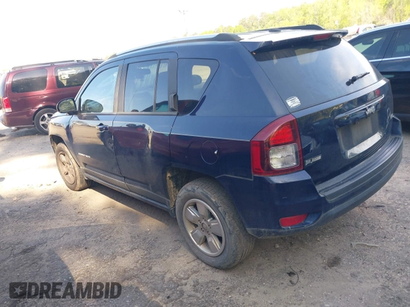 2014 Jeep Compass Latitude with VIN 1C4NJCEAXED531969, listed as a IAAI auction lot 42009220 with 189,303 mi miles. Bid and sale history available at carsss.com. Image 3.