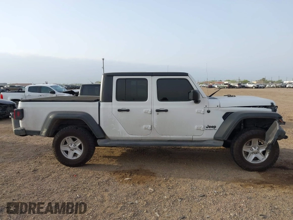 2020 Jeep Gladiator Sport S z VIN 1C6HJTAG5LL141251, wystawiony jako IAAI lot #41825062 z przebiegiem 51 961 mil mil oraz . Historia ofert i sprzedaży dostępna na DreamBid. Obrazek 13.