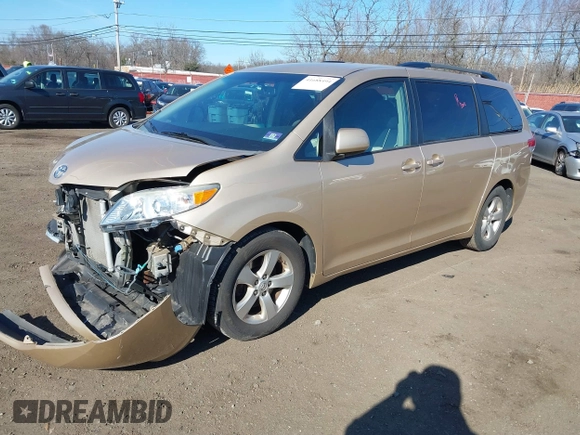 2011 Toyota Sienna LE AAS with VIN 5TDKK3DC0BS168052, listed as a IAAI auction lot 41688494 with 49,095 mi miles. Bid and sale history available at carsss.com. Image 17.