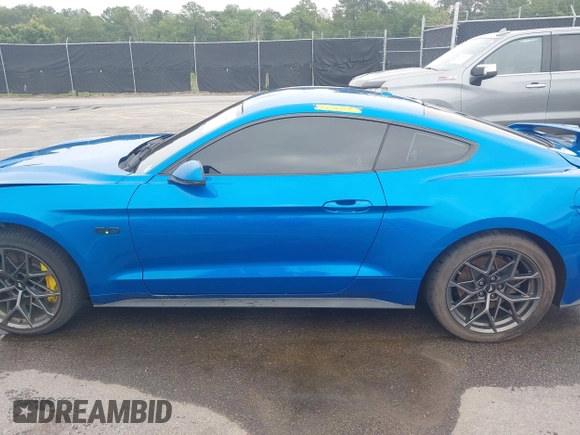 2019 Ford Mustang GT with VIN 1FA6P8CF2K5141734, listed as a IAAI auction lot 42303880 with 152,560 mi miles and . Bid and sale history available at DreamBid. Image 15.