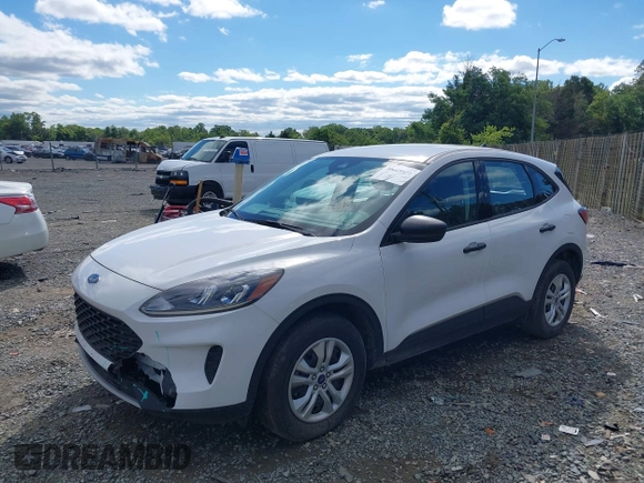 2021 Ford Escape S with VIN 1FMCU9F68MUB14274, listed as a IAAI auction lot 39669971 with 9,504 mi miles and . Bid and sale history available at DreamBid. Image 17.
