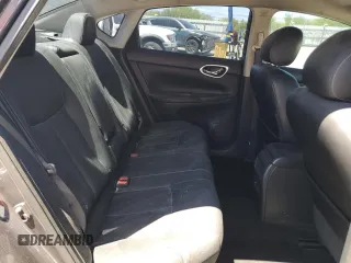 2014 Nissan Sentra SV z VIN 3N1AB7AP5EY295955, wystawiony jako Copart lot #56234435 z przebiegiem 168 466 mil mil oraz Szkoda całkowita • Salvage title. Historia ofert i sprzedaży dostępna na DreamBid. Obrazek 10.