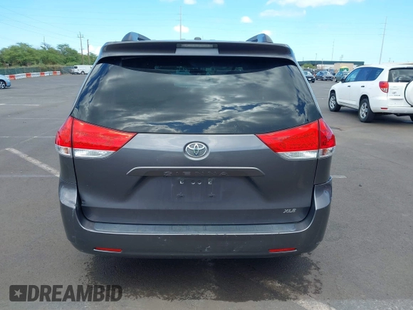 2013 Toyota Sienna XLE AAS with VIN 5TDYK3DC4DS363908, listed as a IAAI auction lot 42360224 with 110,469 mi miles and . Bid and sale history available at DreamBid. Image 17.