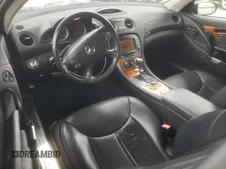 2008 Mercedes-Benz SL 550 with VIN WDBSK71F88F139931, listed as a Copart auction lot 67312014 with 117,877 mi miles and Salvage title. Bid and sale history available at DreamBid. Image 8.