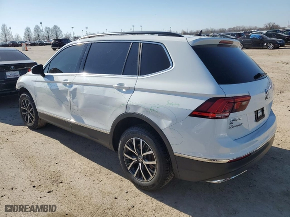 2020 Volkswagen Tiguan SE with VIN 3VV2B7AX4LM174700, listed as a Copart auction lot 46323834 with 53,276 mi miles and Salvage Title. Bid and sale history available at carsss.com. Image 2.