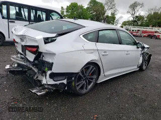 2024 Audi S5 Sportback Premium Plus z VIN WAUC4CF54RA036400, wystawiony jako Copart lot #56121475 z przebiegiem 7098 mil mil oraz Szkody całkowita. Historia ofert i sprzedaży dostępna na DreamBid. Obrazek 3.