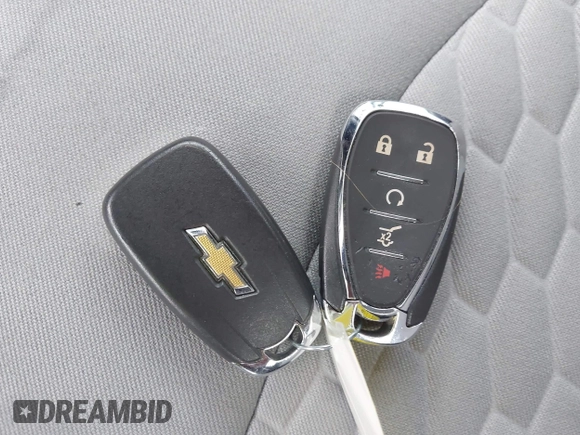 2021 Chevrolet Equinox LS z VIN 3GNAXSEV6MS134338, wystawiony jako IAAI lot #42184392 z przebiegiem 59 450 mil mil oraz . Historia ofert i sprzedaży dostępna na DreamBid. Obrazek 11.