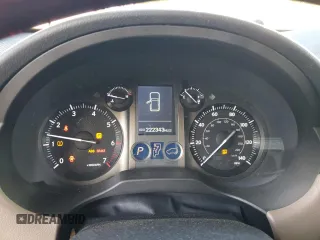 2011 Lexus GX 460 z VIN JTJBM7FXXB5018499, wystawiony jako Copart lot #56358615 z przebiegiem 222 343 mil mil oraz Czysty tytuł • Clean title. Historia ofert i sprzedaży dostępna na DreamBid. Obrazek 9.
