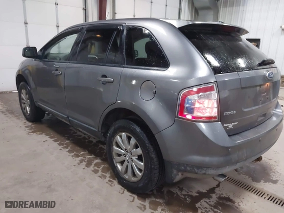 2010 Ford Edge SEL with VIN 2FMDK4JC4ABB40639, listed as a IAAI auction lot 42014570 with 185,645 mi miles. Bid and sale history available at carsss.com. Image 3.