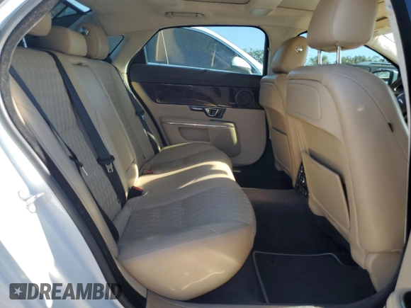 2016 Jaguar XJ Portfolio with VIN SAJWA2G72G8W00103, listed as a Copart auction lot 81347664 with 45,917 mi miles and Salvage title. Bid and sale history available at DreamBid. Image 10.