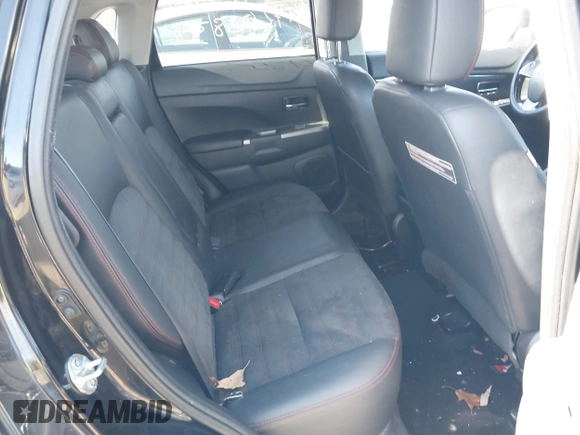 2018 Mitsubishi Outlander Sport SE 2.4 with VIN JA4AR3AW4JU012414, listed as a IAAI auction lot 41720683 with 99,388 mi miles. Bid and sale history available at carsss.com. Image 8.
