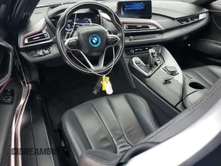 2016 BMW i8 z VIN WBY2Z2C50GV674727, wystawiony jako Copart lot #73131834 z przebiegiem 60 860 mil mil oraz Szkoda całkowita • Salvage title. Historia ofert i sprzedaży dostępna na DreamBid. Obrazek 8.