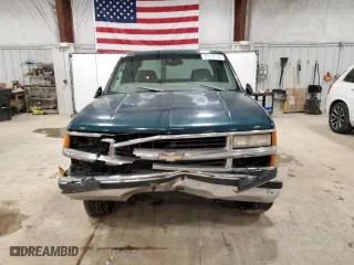 1998 Chevrolet C/K 1500 with VIN 2GCEK19R3W1169885, listed as a Copart auction lot 50716155 with 234,179 mi miles and Non Repairable. Bid and sale history available at carsss.com. Image 5.
