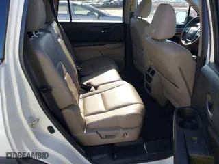 2017 Honda Pilot EX-L with VIN 5FNYF5H54HB043638, listed as a IAAI auction lot 41664471 with 103,025 mi miles. Bid and sale history available at carsss.com. Image 8.