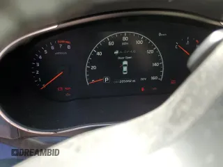2014 Kia Cadenza Premium with VIN KNALN4D71E5121091, listed as a Copart auction lot 82902324 with 205,042 mi miles and Clean Title. Bid and sale history available at carsss.com. Image 9.