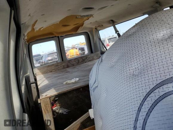 2005 Ford Econoline Passenger XL with VIN 1FBNE31L55HA98845, listed as a Copart auction lot 74541374 with Not Provided miles and Non Repairable. Bid and sale history available at carsss.com. Image 11.