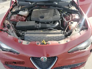 2021 Alfa Romeo Giulia z VIN ZARFAMAN9M7639831, wystawiony jako Copart lot #83743634 z przebiegiem Nie podano mil oraz Czysty tytuł • Clean title. Historia ofert i sprzedaży dostępna na DreamBid. Obrazek 11.