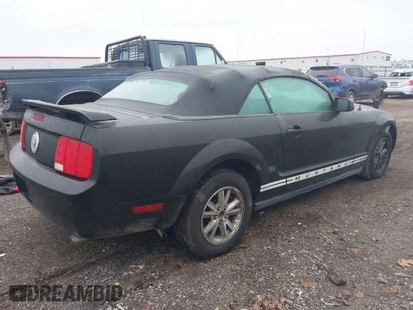 2006 Ford Mustang Standard with VIN 1ZVFT84N065190560, listed as a IAAI auction lot 41350179 with Not Provided miles and . Bid and sale history available at carsss.com. Image 4.