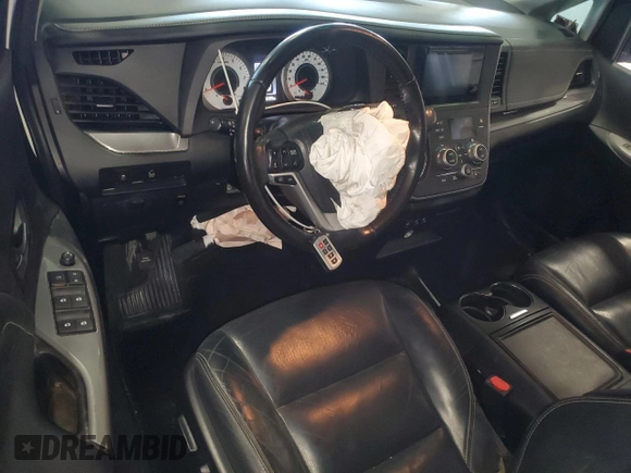 2015 Toyota Sienna SE with VIN 5TDXK3DC8FS662302, listed as a Copart auction lot 57995425 with 181,379 mi miles and Salvage title. Bid and sale history available at DreamBid. Image 8.