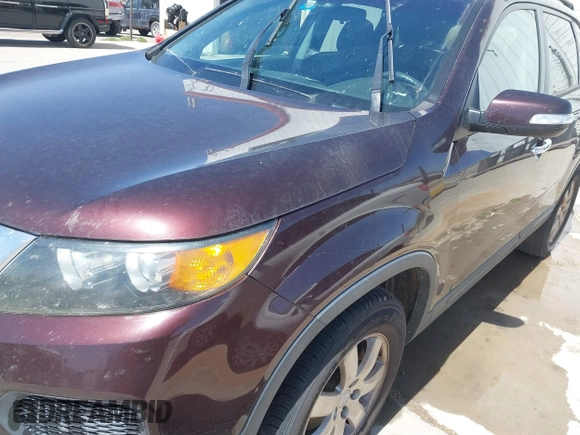 2012 Kia Sorento LX with VIN 5XYKT4A29CG224681, listed as a IAAI auction lot 41787906 with 240,265 mi miles. Bid and sale history available at carsss.com. Image 6.