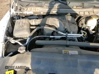 2017 Ram 1500 Night z VIN 1C6RR7MT6HS738533, wystawiony jako Copart lot #70002535 z przebiegiem 137 971 mil mil oraz Czysty tytuł • Clean title. Historia ofert i sprzedaży dostępna na DreamBid. Obrazek 13.