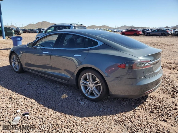 2013 Tesla Model S with VIN 5YJSA1CGXDFP03598, listed as a Copart auction lot 49554125 with NaN miles and Clean Title. Bid and sale history available at carsss.com. Image 2.